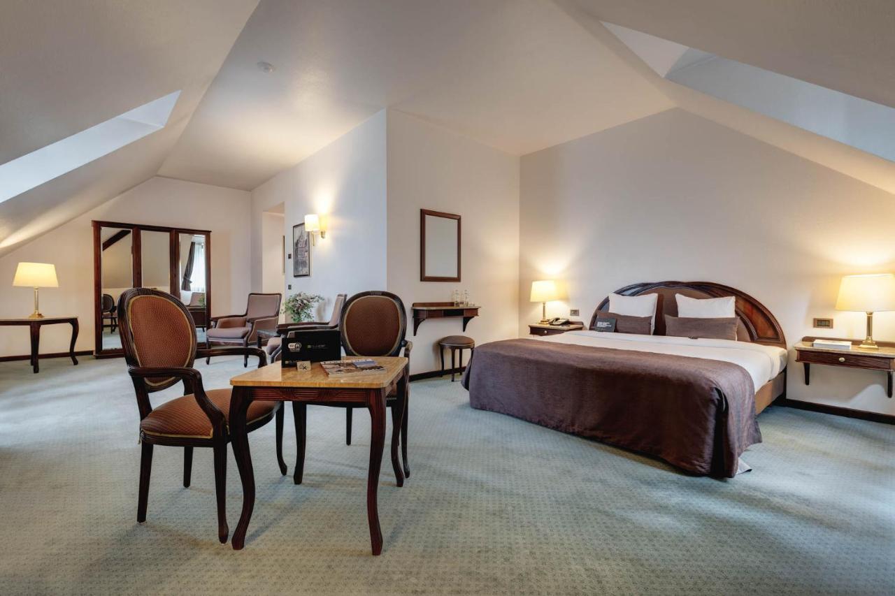 Hotel Kasteel Solhof Aartselaar Ngoại thất bức ảnh